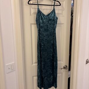 Z Supply Teal Velvet Maxi Dress – NWT – Size S